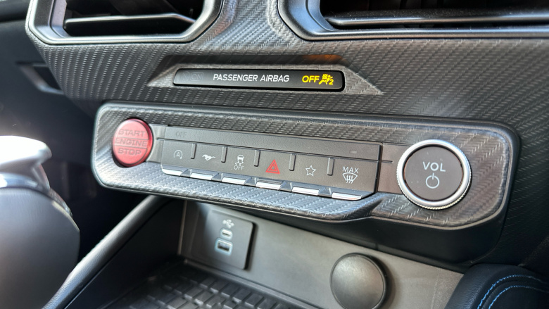 Ford Mustang 5.0 V8 Dark Horse 2dr Auto Petrol Coupe